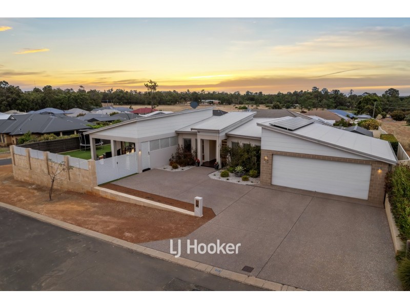 1 Wagtail Way, Collie WA 6225