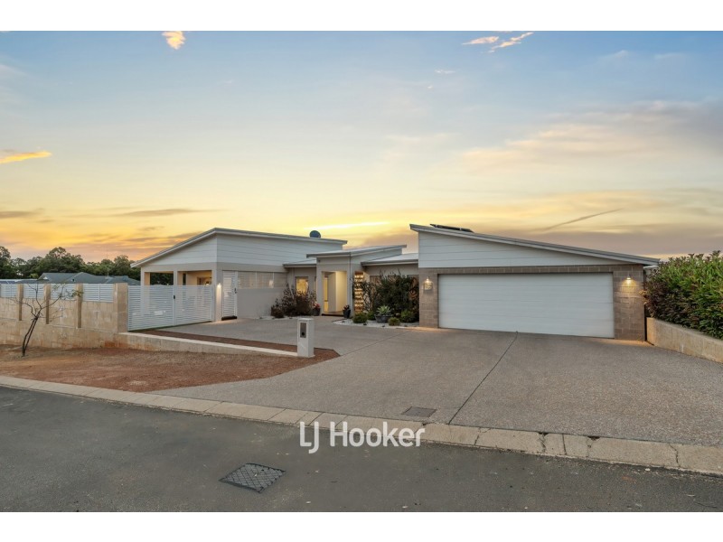 1 Wagtail Way, Collie WA 6225