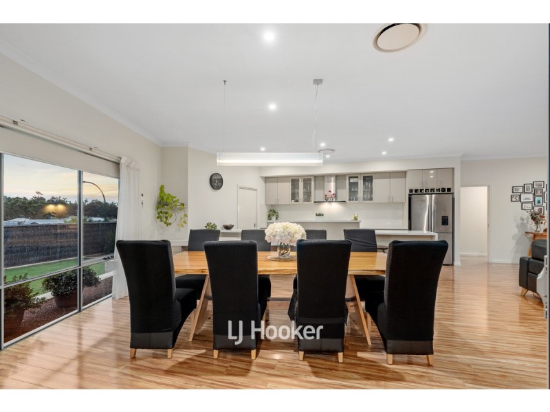 1 Wagtail Way, Collie WA 6225