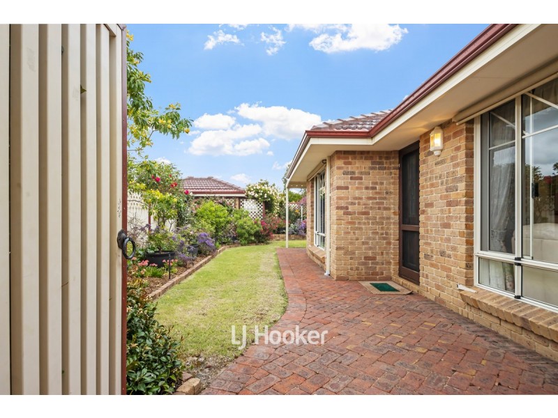 24A Butcherbird Court, Eaton WA 6232