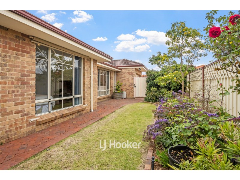 24A Butcherbird Court, Eaton WA 6232