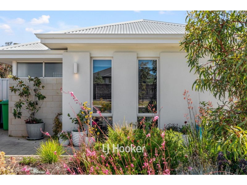 1 Sirius Street, Dalyellup WA 6230