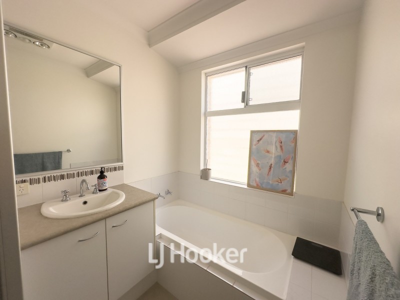 18/87 Clarke Street, Carey Park WA 6230