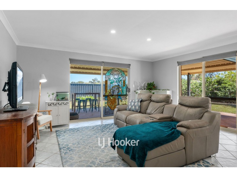 32 Hornibrook Road, Dalyellup WA 6230