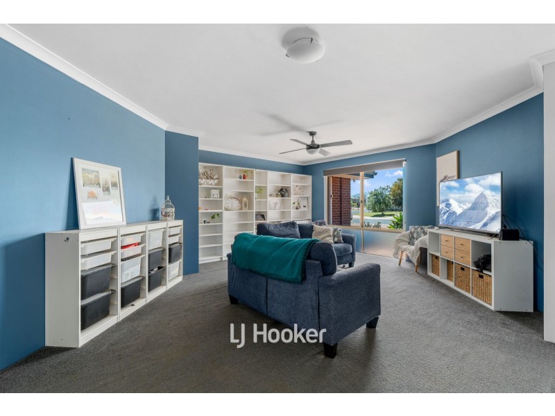 32 Hornibrook Road, Dalyellup WA 6230