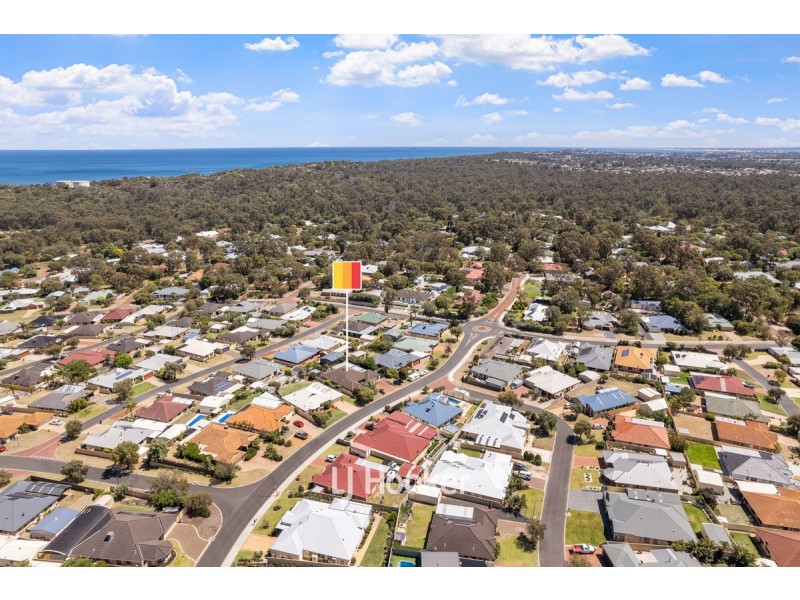 32 Hornibrook Road, Dalyellup WA 6230