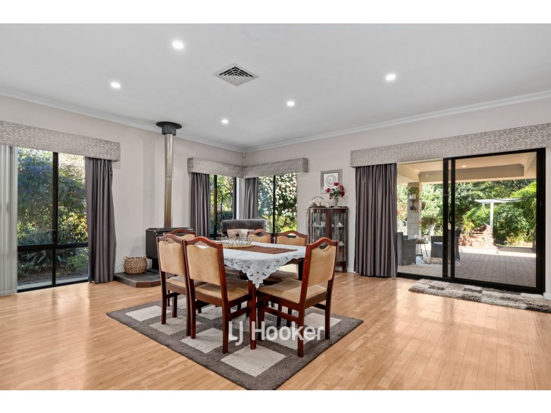 37 Maidment Parade, Dalyellup WA 6230