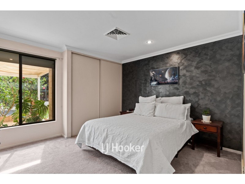 37 Maidment Parade, Dalyellup WA 6230