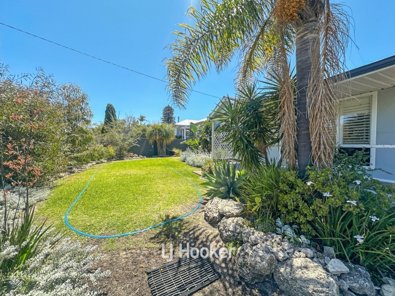 13 Moolyeen Road, Carey Park WA 6230