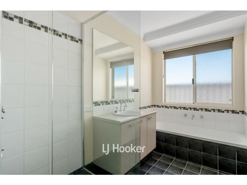 2 Milesi Bend, Dalyellup WA 6230