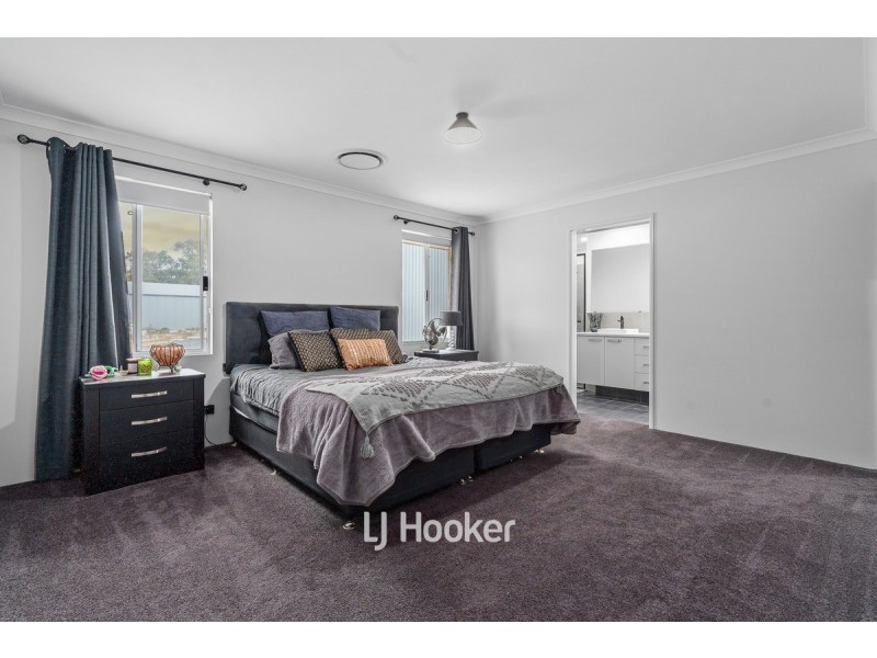 100 Holland Loop, Crooked Brook WA 6236