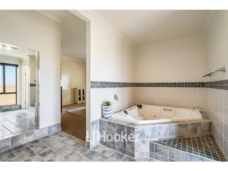 8 John Street, Abbey WA 6280