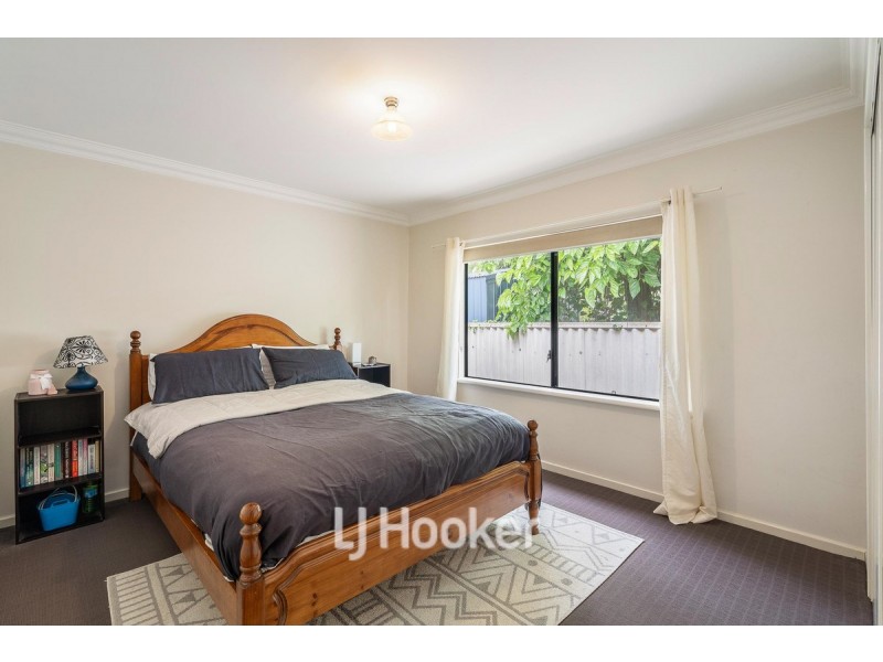 8 John Street, Abbey WA 6280