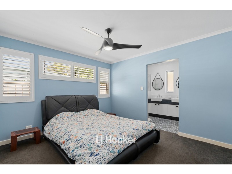 6 Yalgorup Court, Preston Beach WA 6215