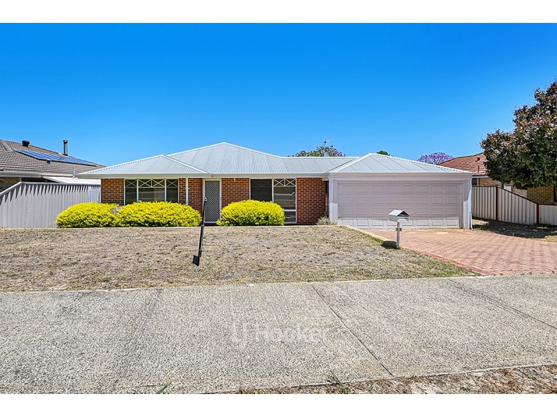 72 Somerville Drive, College Grove WA 6230
