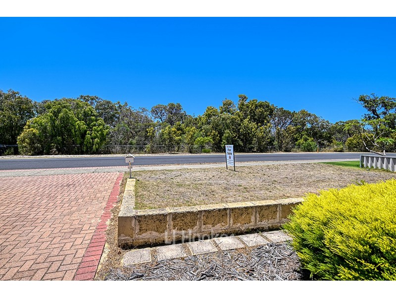 72 Somerville Drive, College Grove WA 6230