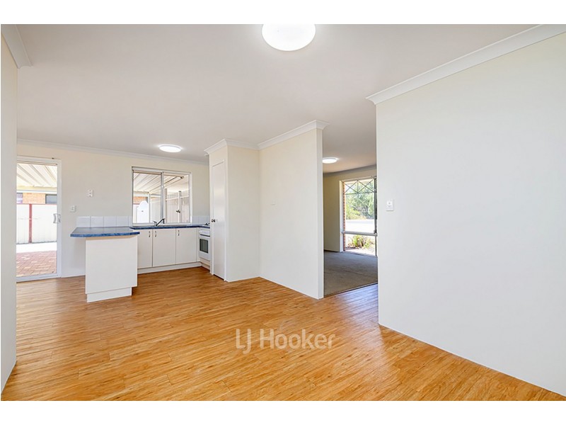 72 Somerville Drive, College Grove WA 6230