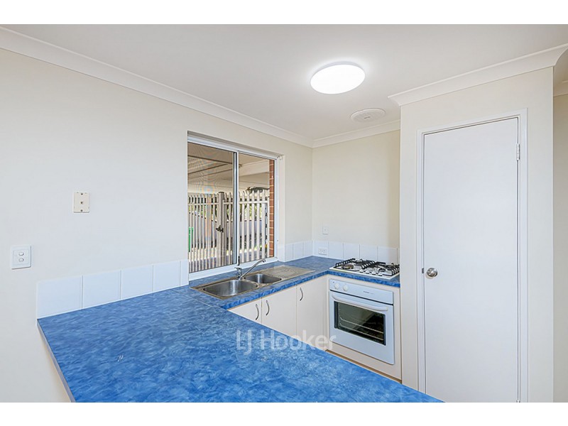 72 Somerville Drive, College Grove WA 6230