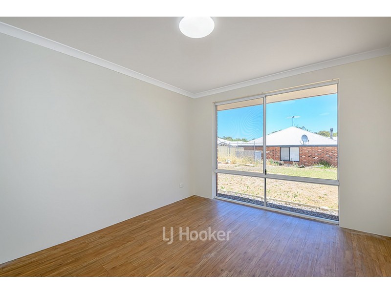 72 Somerville Drive, College Grove WA 6230