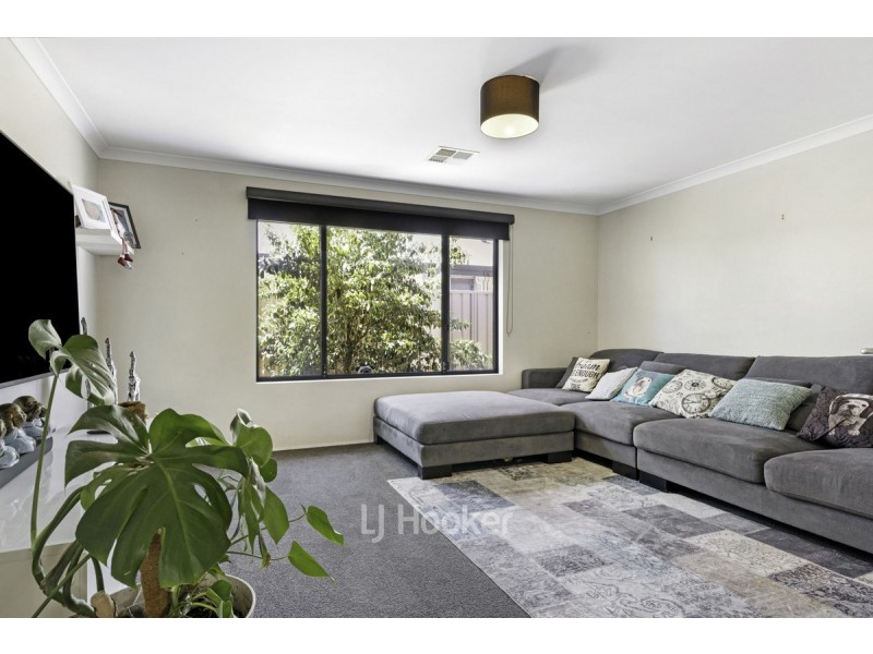 7 Edenhope Road, Australind WA 6233