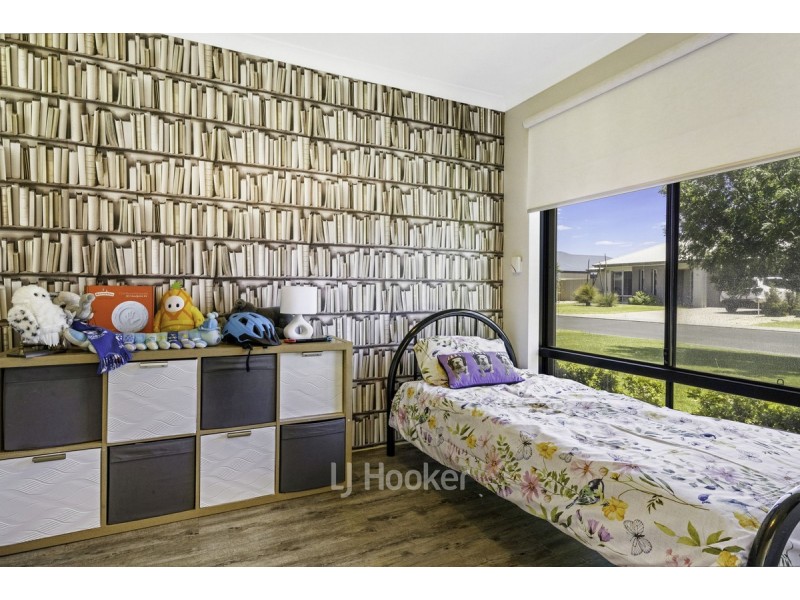 7 Edenhope Road, Australind WA 6233