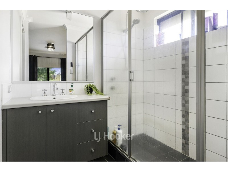 7 Edenhope Road, Australind WA 6233
