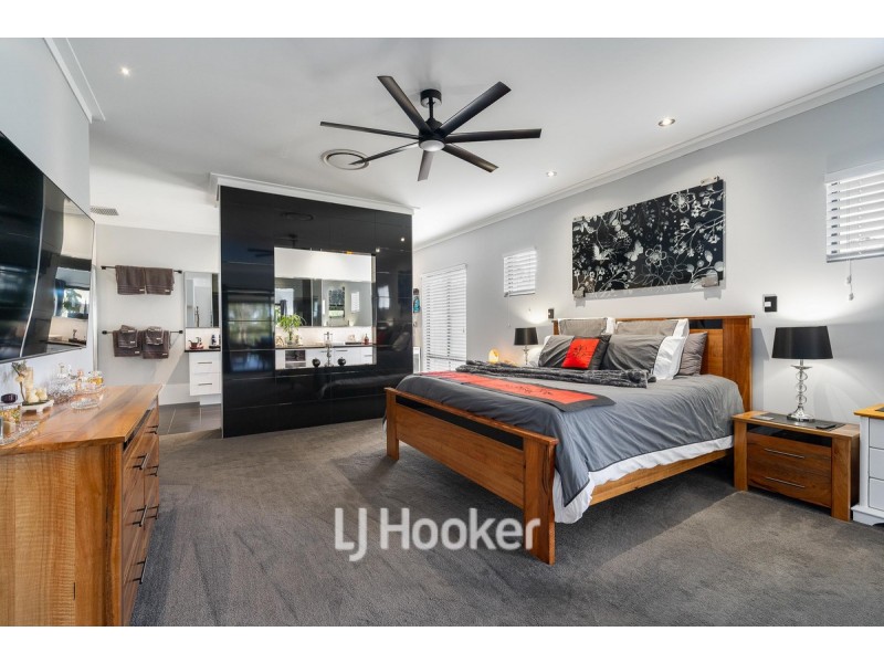 20 Hebrides Close, Quindalup WA 6281