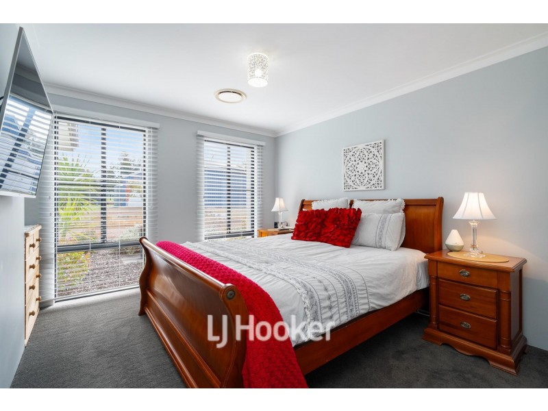 20 Hebrides Close, Quindalup WA 6281