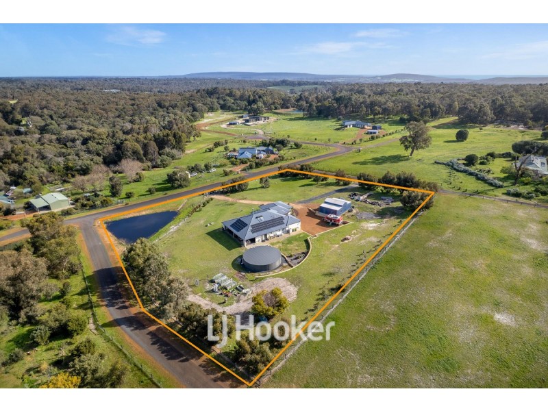 20 Hebrides Close, Quindalup WA 6281