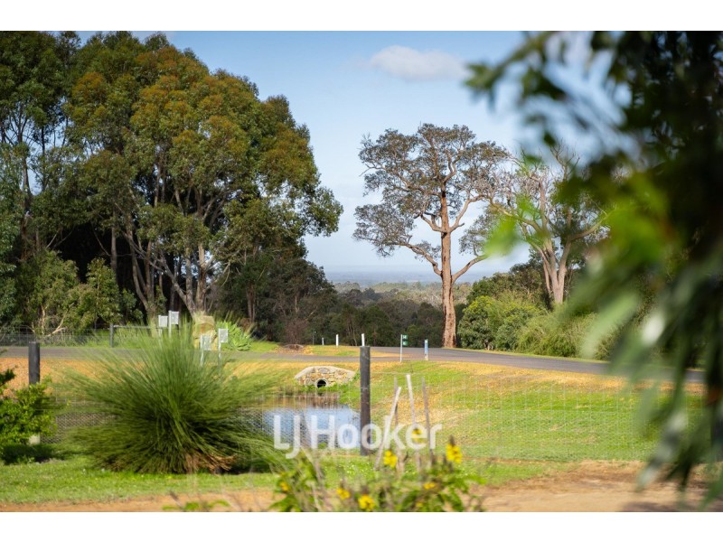 20 Hebrides Close, Quindalup WA 6281