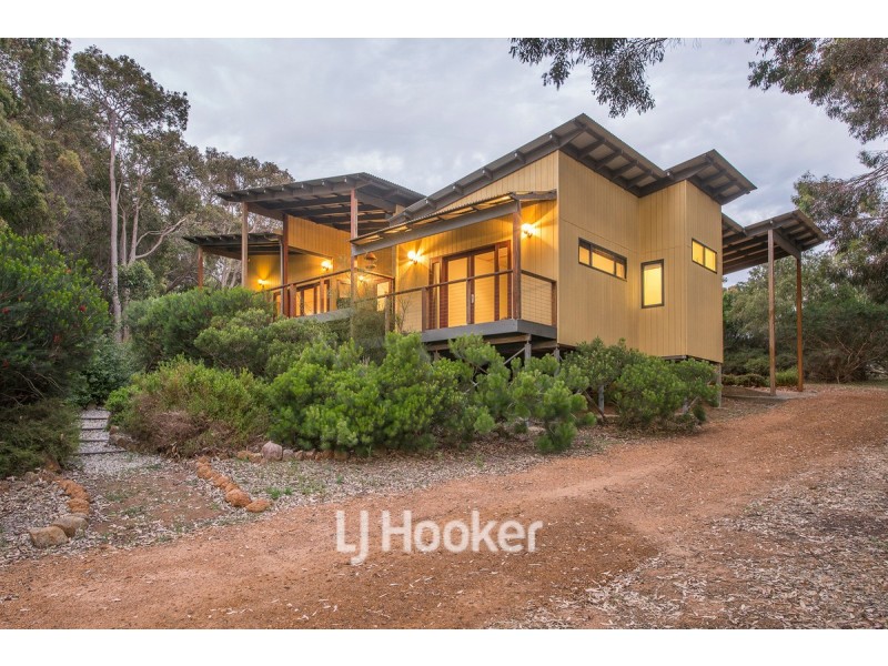 18 The Dell Retreat, Yallingup WA 6282