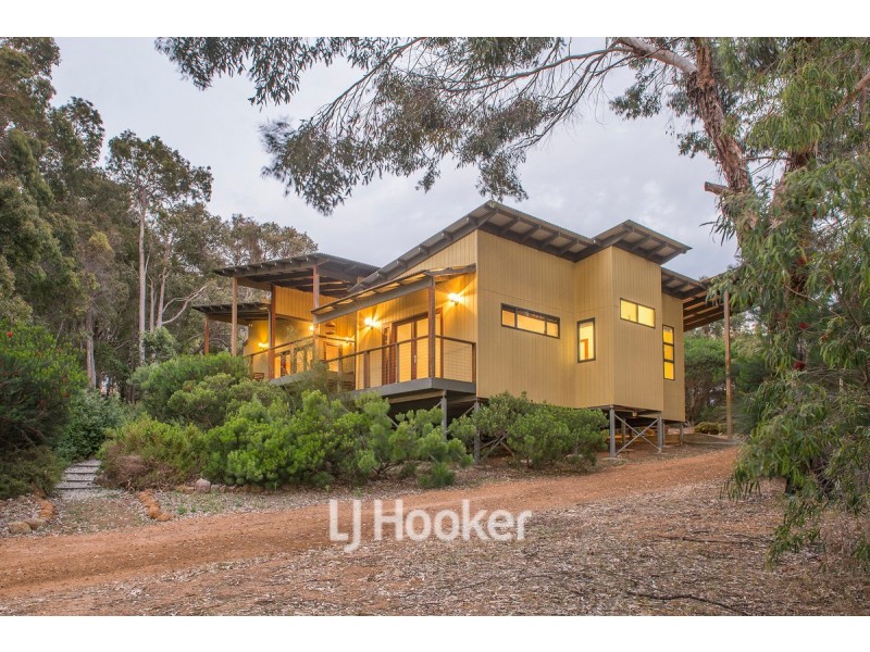 18 The Dell Retreat, Yallingup WA 6282