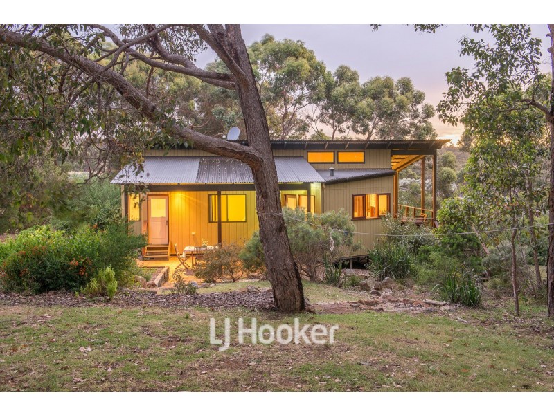 18 The Dell Retreat, Yallingup WA 6282