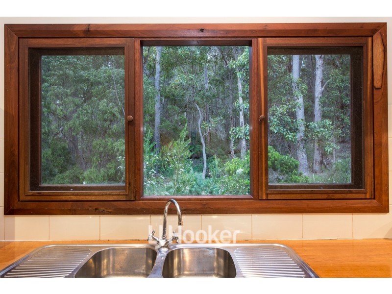 18 The Dell Retreat, Yallingup WA 6282