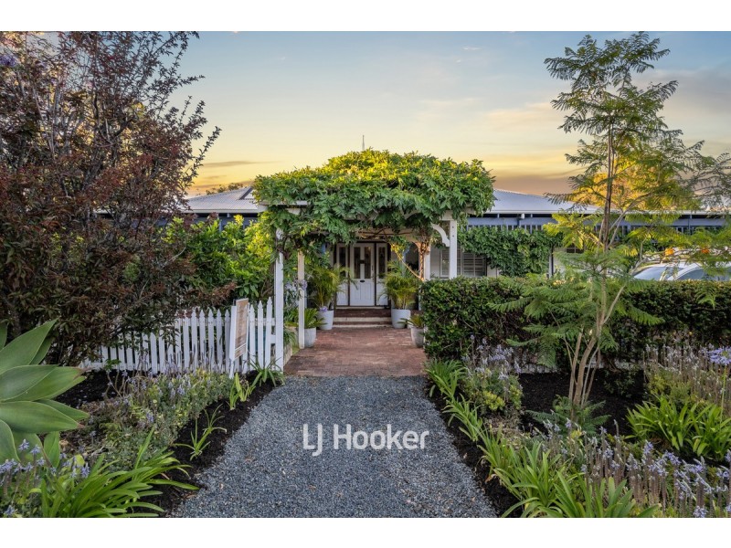 16 Newberry Road, Dunsborough WA 6281