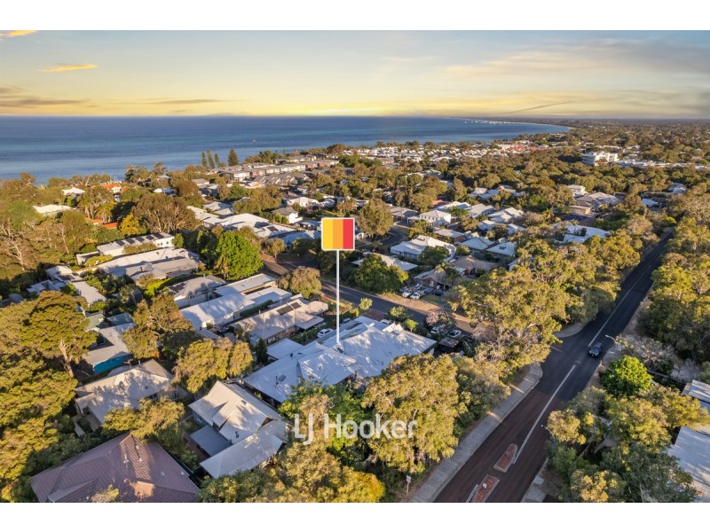 16 Newberry Road, Dunsborough WA 6281