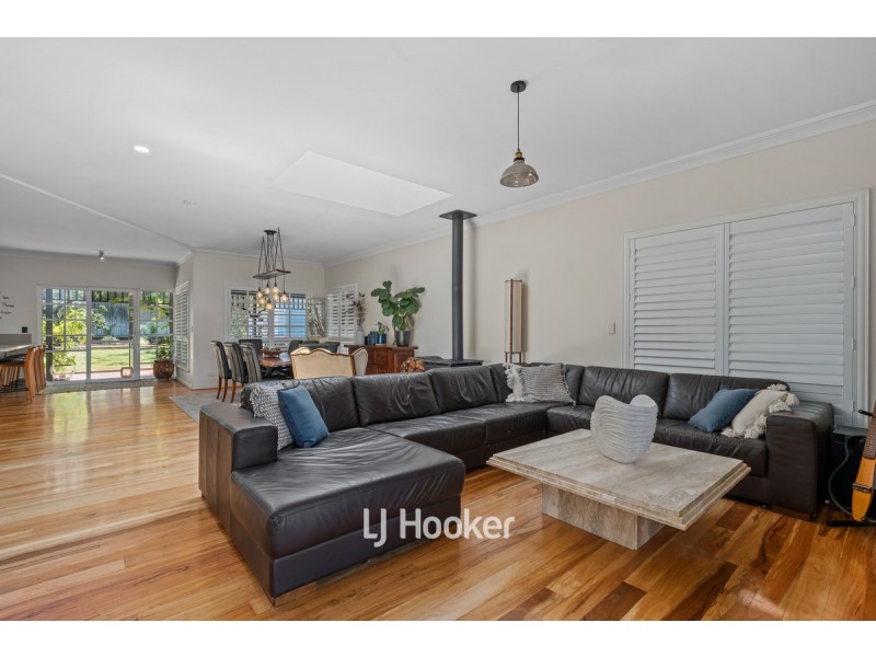 16 Newberry Road, Dunsborough WA 6281