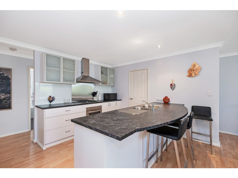 16 Pearl Link, Australind WA 6233