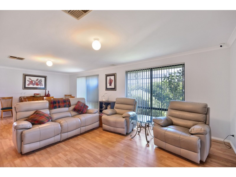 16 Pearl Link, Australind WA 6233