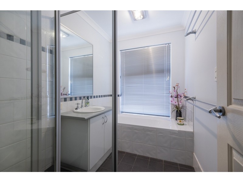 16 Pearl Link, Australind WA 6233