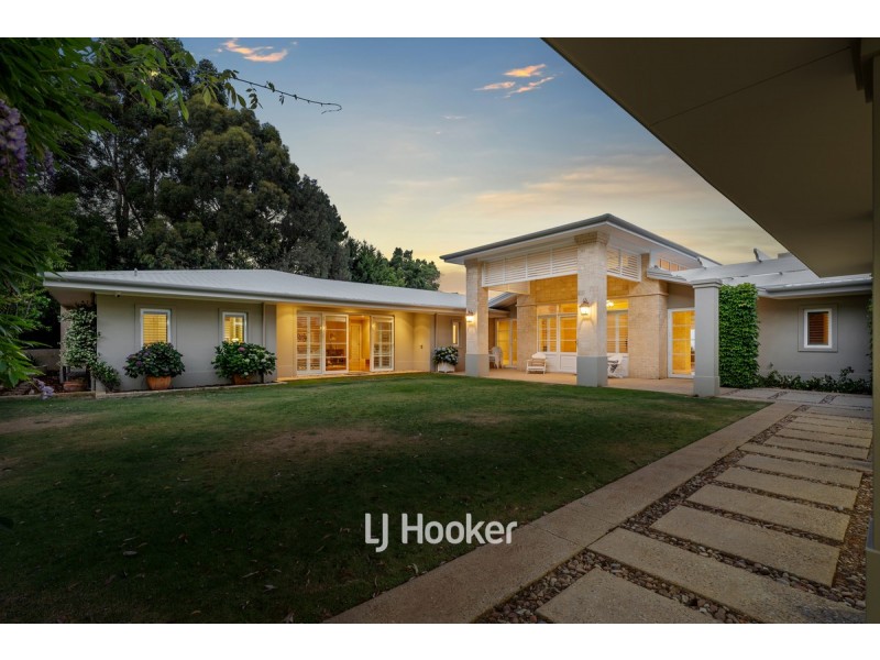 62 Summerville Crescent, Yallingup Siding WA 6282