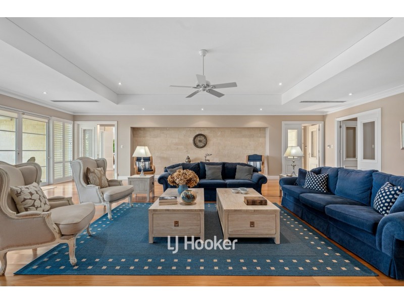 62 Summerville Crescent, Yallingup Siding WA 6282