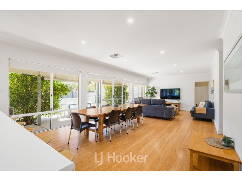 15 Davies Way, Broadwater WA 6280