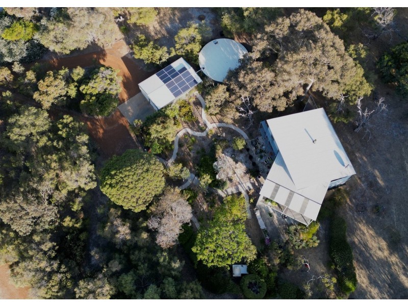 170 Lagoon Drive, Yallingup WA 6282