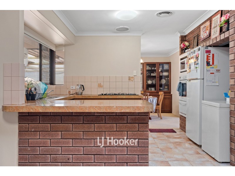 25 Ganfield Street, Carey Park WA 6230