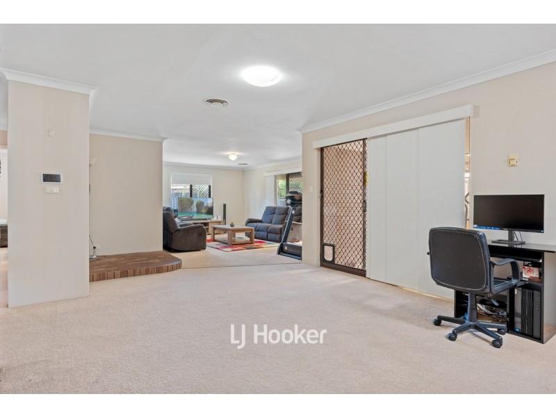 25 Ganfield Street, Carey Park WA 6230