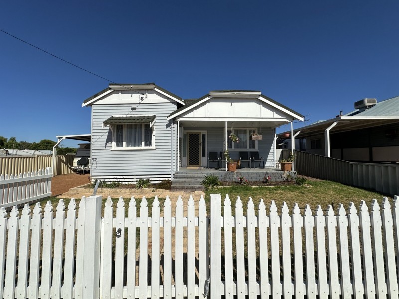 115 Prinsep Street North, Collie WA 6225