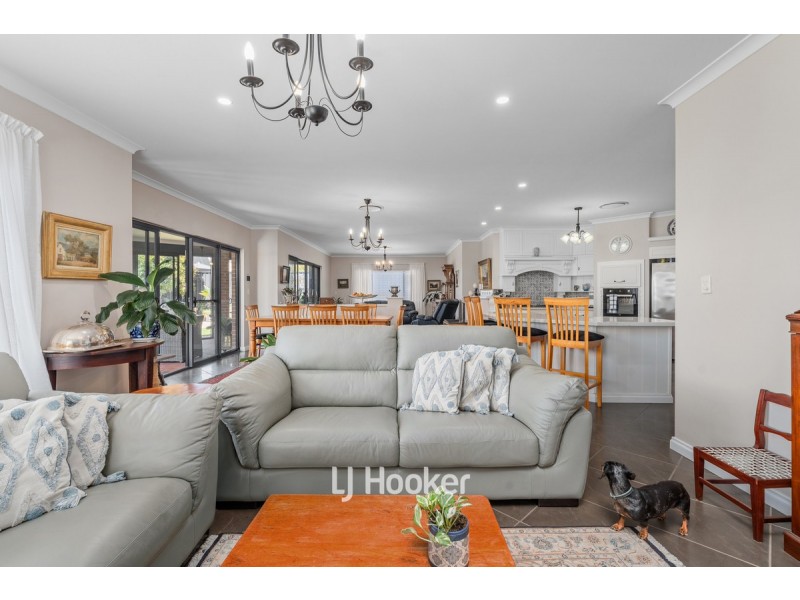 3 Lapwing Road, Dalyellup WA 6230