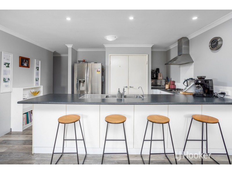 4 Sadler Circuit, Australind WA 6233