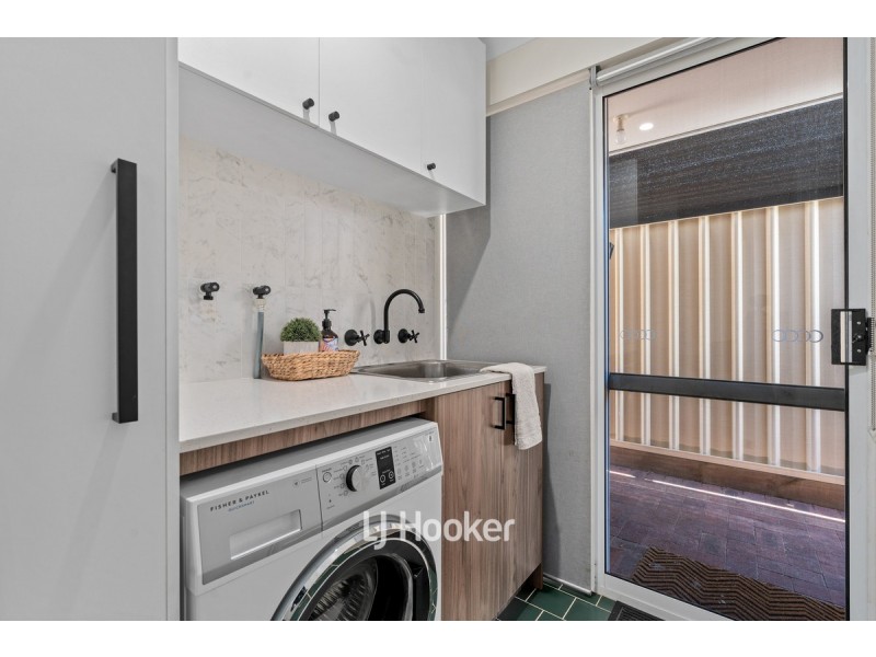 11 Garfield Drive, Australind WA 6233